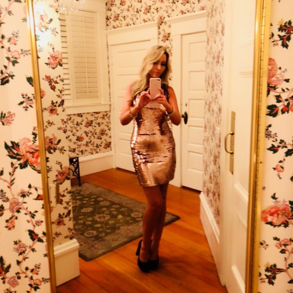 BB DAKOTA SEQUIN DRESS
